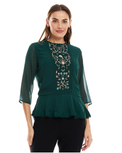 Embroidered Top with Crew Neck and 3/4 Sleeves